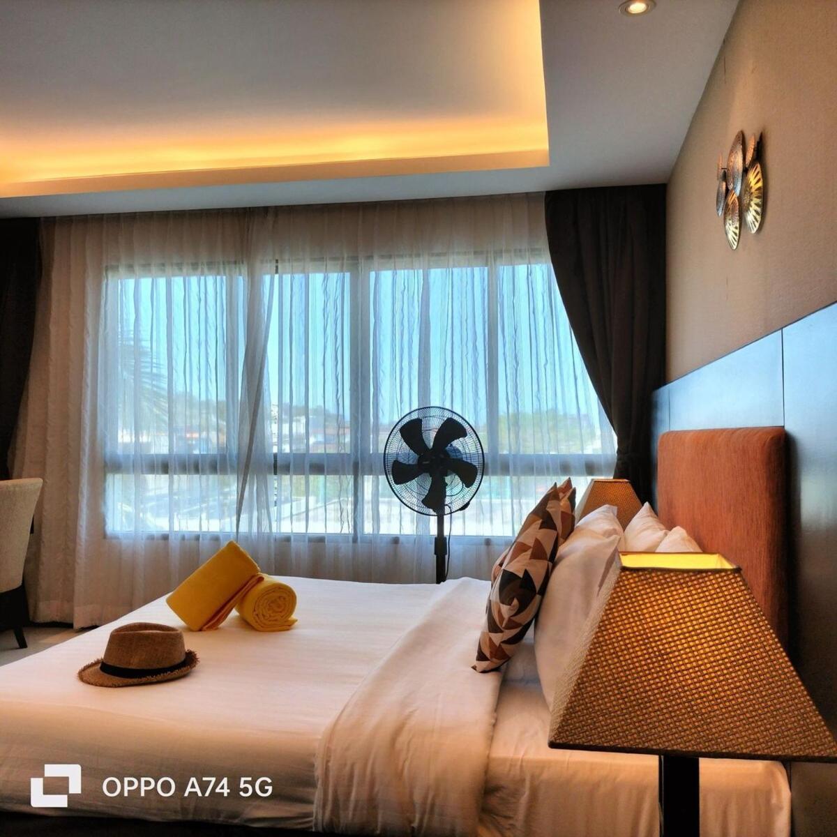 Modern 2-Bedroom Condo In Kamala Near The Beach Exterior foto