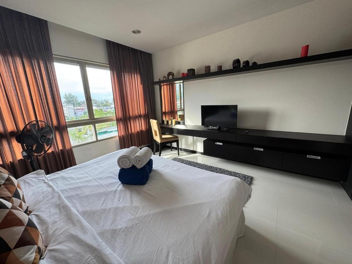 Modern 2-Bedroom Condo In Kamala Near The Beach Exterior foto